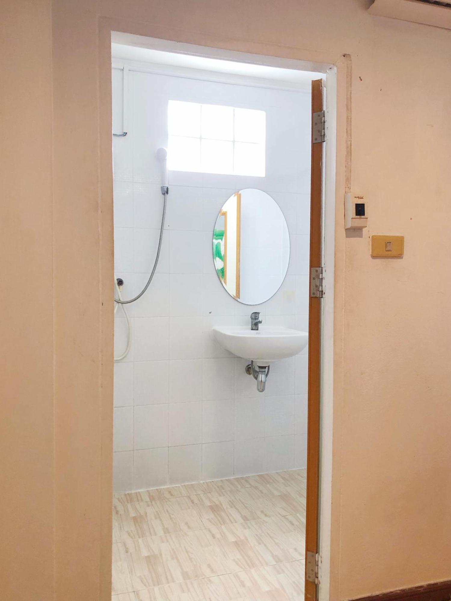 Moradok Thai Guesthouse Пра Након Си Аютая Екстериор снимка